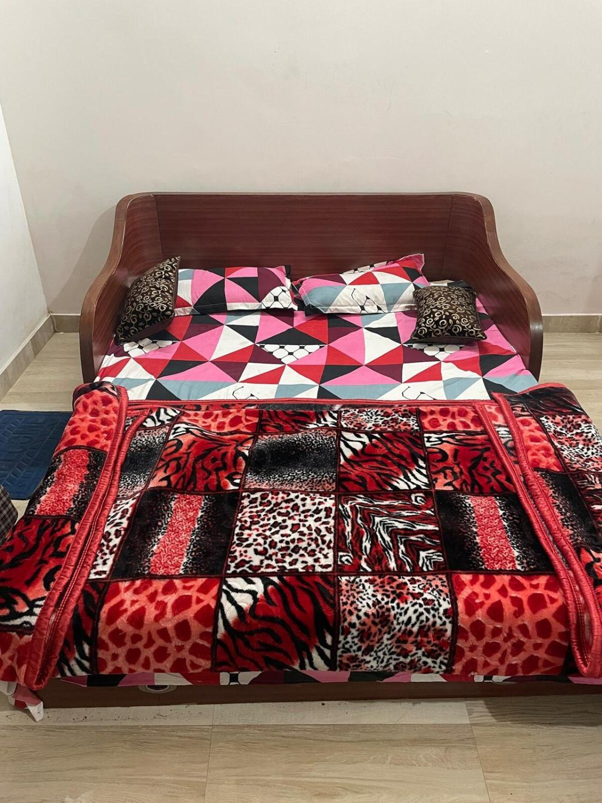 Kafal Tree Home Stay - Pet Friendly Bhowali Bagian luar foto
